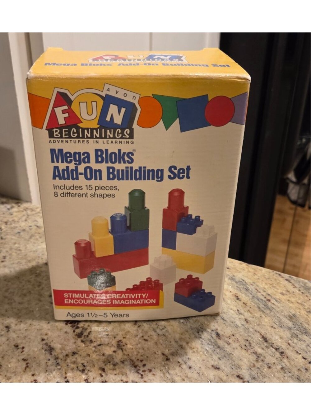 AVON FUN BEGINNINGS-BASIC BUILDING SET MEGA BLOKS  Vintage 30 Pieces
